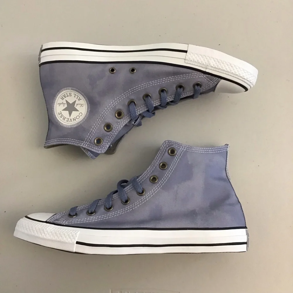 Converse NWOT 11.5 Men’s / 13.5 Women’s Chuck Taylor All Star Hi Blue Sneakers - Picture 12 of 14